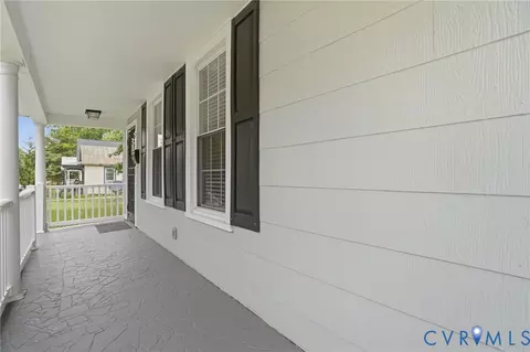 Exterior - 227 E 35th St, Richmond, VA 23224 photo 3 of 12