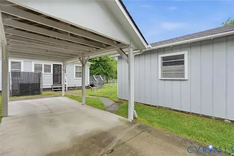 Exterior - 227 E 35th St, Richmond, VA 23224 photo 9 of 12