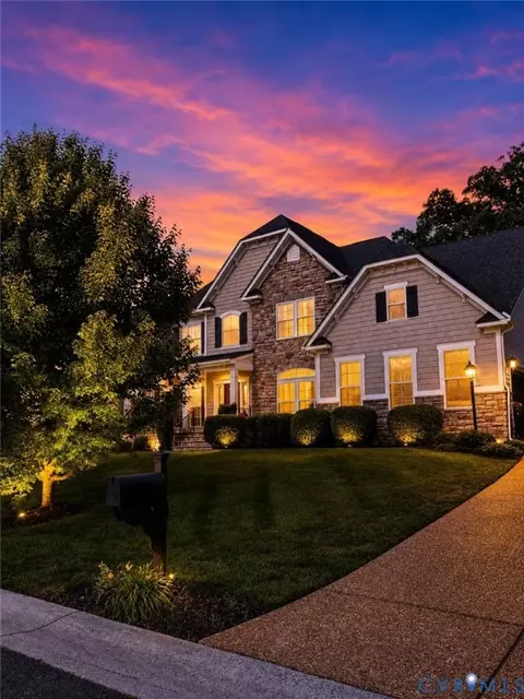 8400 Hampton Farms Dr, Moseley, VA 23120