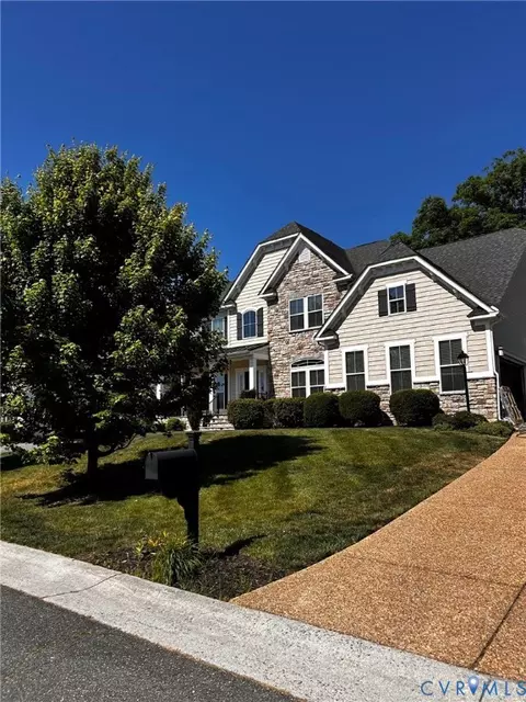 8400 Hampton Farms Dr, Moseley, VA 23120