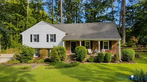 1911 Hickstead Rd, North Chesterfield, VA 23236