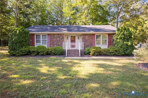 4801 Stockholm Dr, Sandston, VA 23150