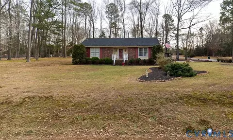 4801 Stockholm Dr, Sandston, VA 23150