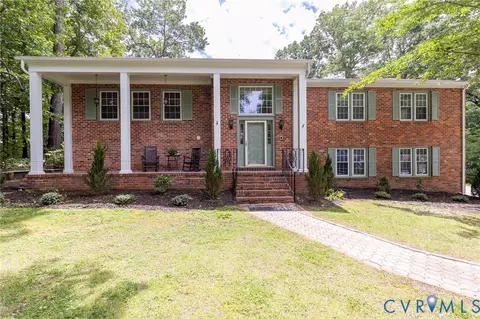 4104 Birchleaf Ct, Chester, VA 23831