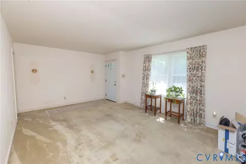 Living - 101 County Line Rd, Midlothian, VA 23112 photo 1 of 4