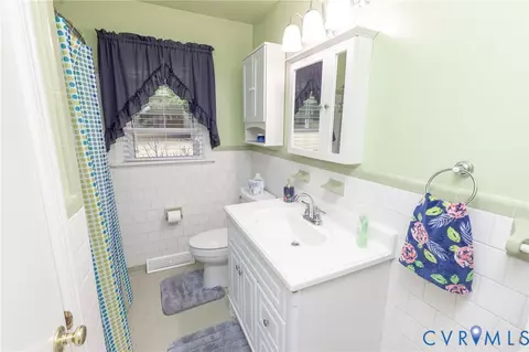 Bath - 101 County Line Rd, Midlothian, VA 23112 photo 2 of 2