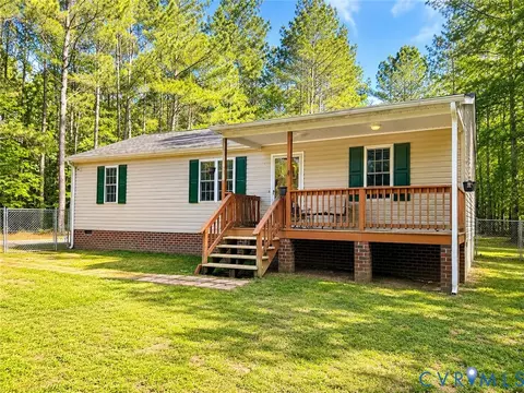 14175 Lebanon Rd, Disputanta, VA 23842
