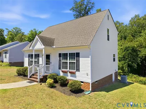 329 Beechwood Park Ln, Highland Springs, VA 23075