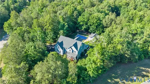 7321 Diascund Creek Pl, New Kent, VA 23124
