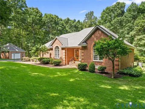 2821 Lightner Ct, Powhatan, VA 23139