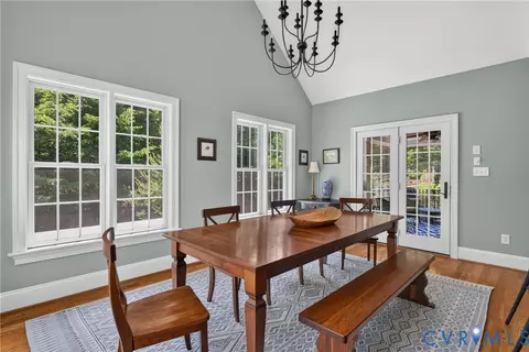 Dining - 3401 Handley Rd, Midlothian, VA 23113 photo 5 of 6