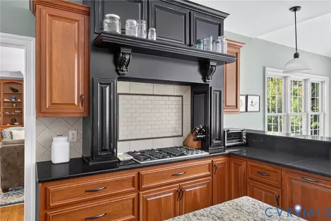 Kitchen - 3401 Handley Rd, Midlothian, VA 23113 photo 5 of 7