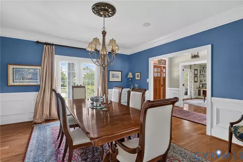 Dining - 3401 Handley Rd, Midlothian, VA 23113 photo 2 of 6