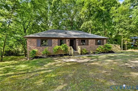 12319 Doe Crossing Ln, Glen Allen, VA 23059