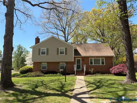 8001 Moorefield Rd, Henrico, VA 23229