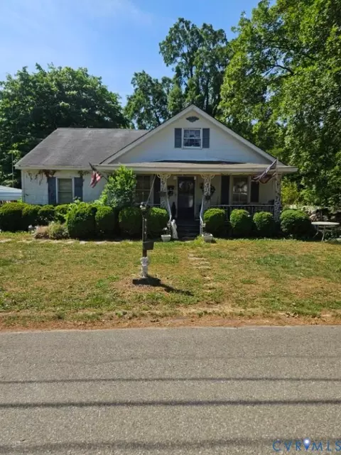 123 Drew St, Chase City, VA 23924