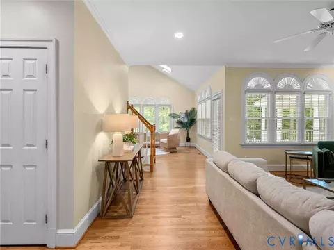 Entry Way - 2011 Gamelaw Ct, Midlothian, VA 23113 photo 6 of 9