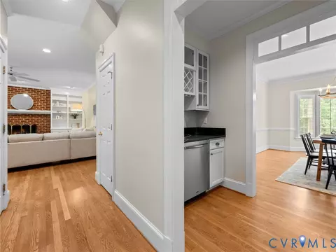 Entry Way - 2011 Gamelaw Ct, Midlothian, VA 23113 photo 5 of 9