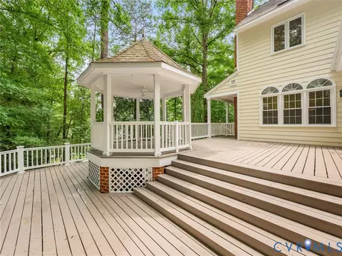 Exterior - 2011 Gamelaw Ct, Midlothian, VA 23113 photo 12 of 22