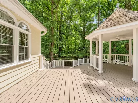 Exterior - 2011 Gamelaw Ct, Midlothian, VA 23113 photo 8 of 22