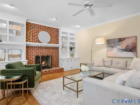 Living - 2011 Gamelaw Ct, Midlothian, VA 23113 photo 3 of 5