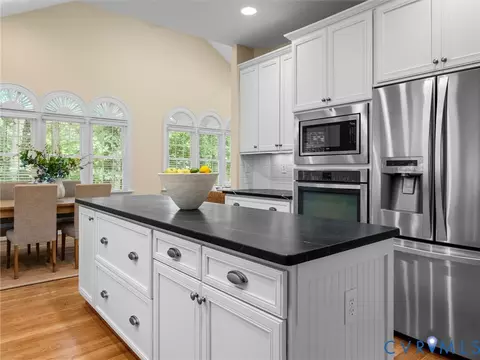 Kitchen - 2011 Gamelaw Ct, Midlothian, VA 23113 photo 5 of 5