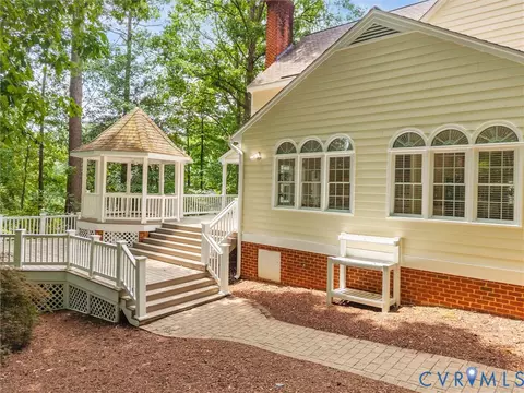 Exterior - 2011 Gamelaw Ct, Midlothian, VA 23113 photo 17 of 22