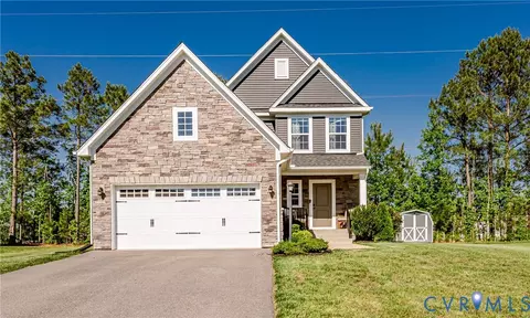 3909 Seasons Ln, Richmond, VA 23223