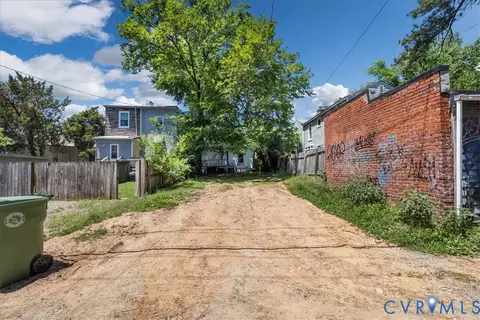 Exterior - 311 S Cherry St, Richmond, VA 23220 photo 2 of 5