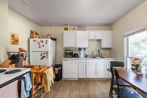 Kitchen - 311 S Cherry St, Richmond, VA 23220 photo 1 of 2