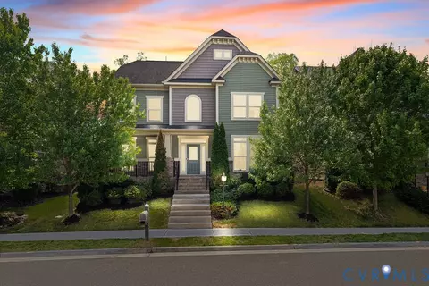 5812 Swift Fox Dr, Moseley, VA 23120