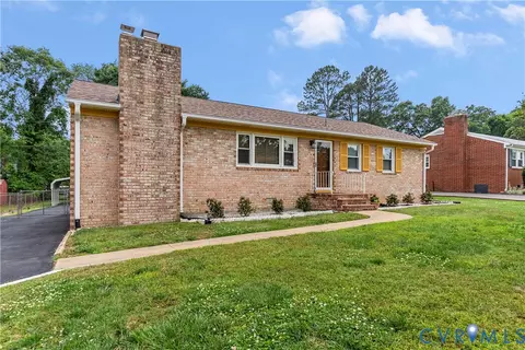 Exterior - 6337 Commander Rd, Richmond, VA 23224 photo 2 of 8