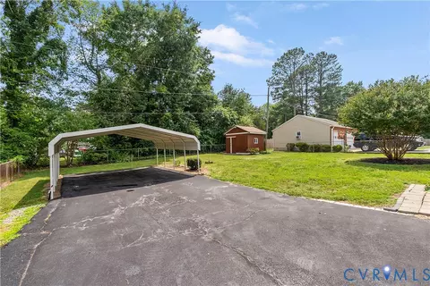 Exterior - 6337 Commander Rd, Richmond, VA 23224 photo 7 of 8