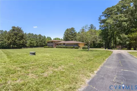 6000 Woodpecker Rd, Chesterfield, VA 23838