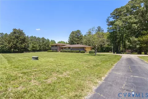 6000 Woodpecker Rd, Chesterfield, VA 23838