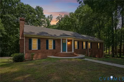 4301 Briarwick Dr, North Chesterfield, VA 23236