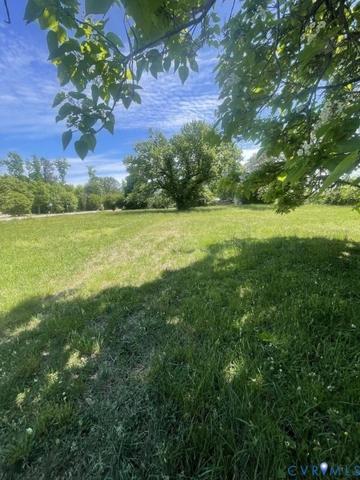 5213 Nine Mile Rd, Richmond, VA 23223