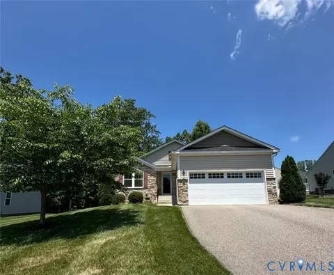 10306 Sun Ridge Ln, North Chesterfield, VA 23236