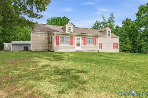 18501 Branders Bridge Rd, South Chesterfield, VA 23834