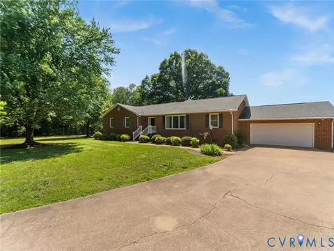 8120 Mt Zion Rd, Jetersville, VA 23083