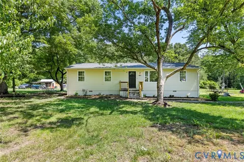 5820 Osterbind Ln, Richmond, VA 23237