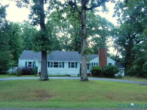 2619 Lancraft Rd, North Chesterfield, VA 23235