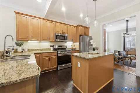 617 N 31st St, Richmond, VA 23223