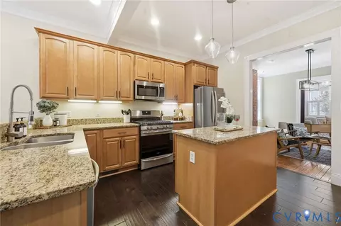 617 N 31st St, Richmond, VA 23223