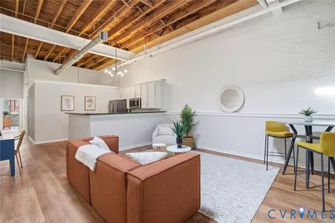 1716 Summit Ave #14, Richmond, VA 23230