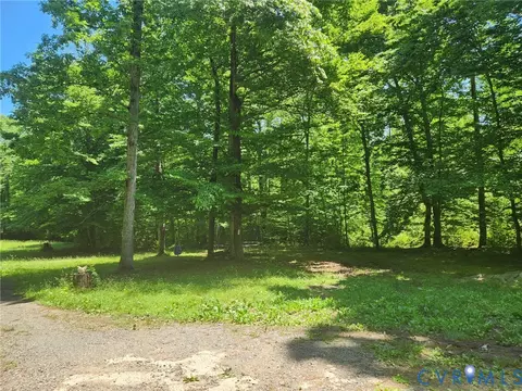 1521 Old Apple Grove Rd, Mineral, VA 23117