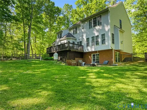Exterior - 2967 Willow Trace Ln, Sandy Hook, VA 23153 photo 4 of 6