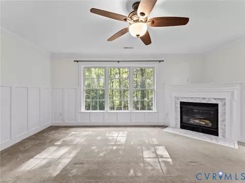 Living - 2967 Willow Trace Ln, Sandy Hook, VA 23153 photo 6 of 9