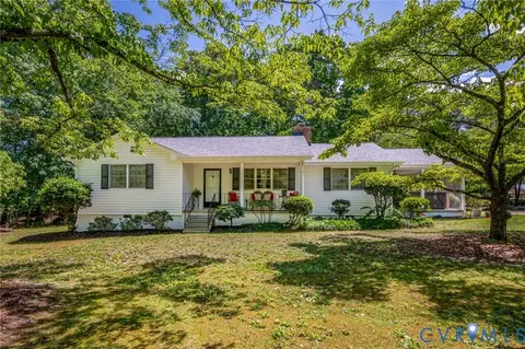 8315 King Dr, Disputanta, VA 23842
