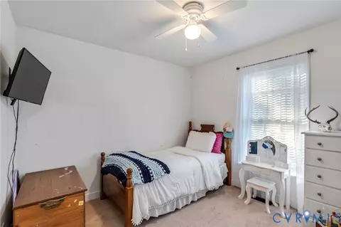 Bedroom - 7195 Railroad Bed Rd, Carson, VA 23830 photo 6 of 7